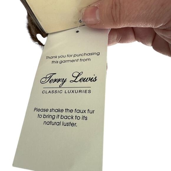 Terry Lewis - Luxuries Faux Suede and Fur Jacket, sizePS, NWT - Picture 8 of 16